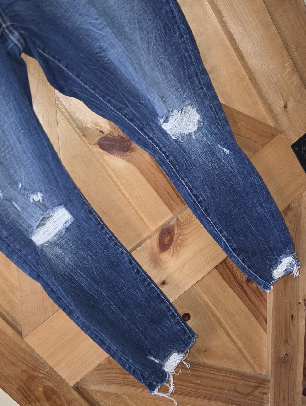 Buckle Black Womens Ankle Skinny Distressed Jeans - Picture 3 of 5